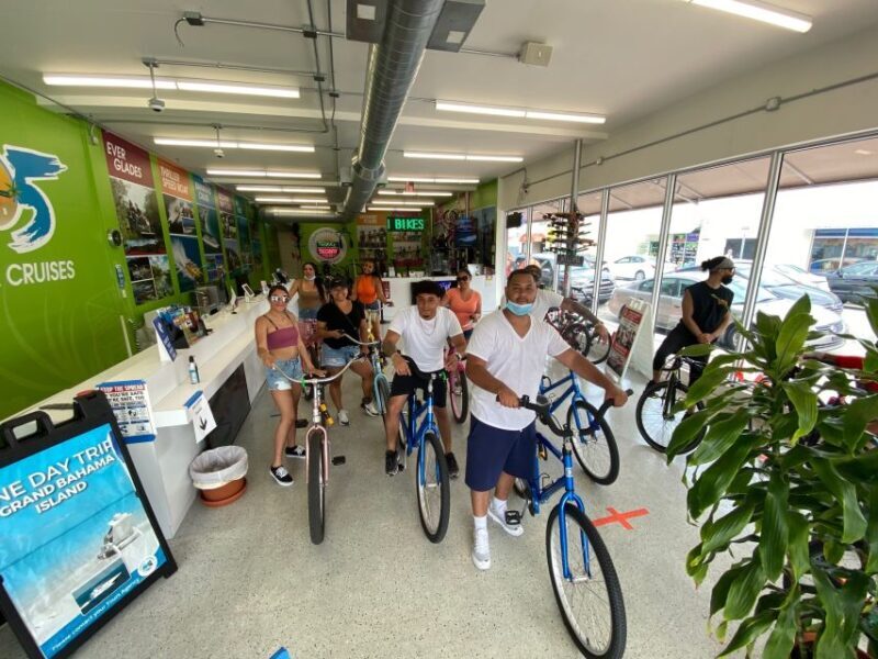 Miami: South Beach Bike Rental - A Location That Puts You in the Heart of the Action