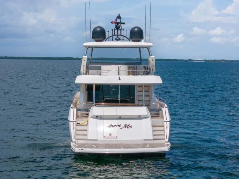 Miami: Sunseeker 80 Yacht Charter with Crew - An In-Depth Look at the Experience