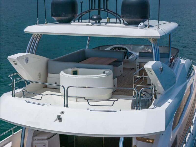 Miami: Sunseeker 80 Yacht Charter with Crew - Who Should Book This Tour?