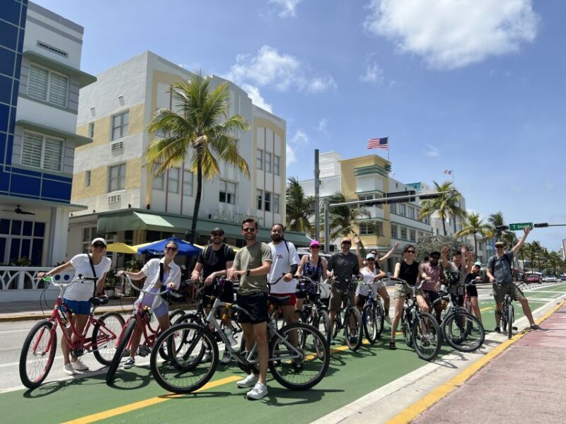 Miami: The Famous South Beach Bicycle Tour - An In-Depth Look at the South Beach Bicycle Tour