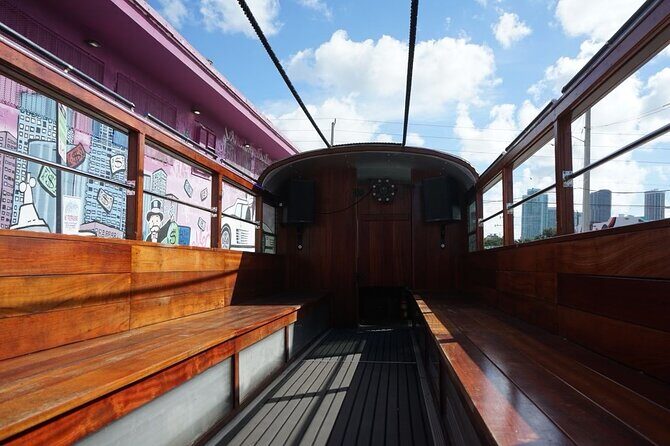Miami Vibes 2 Hour Party Bus - An in-depth look at the Miami Vibes Party Bus Experience
