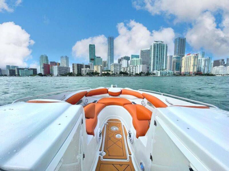 Miamis Best Views: Private Boat Tour - Key Points