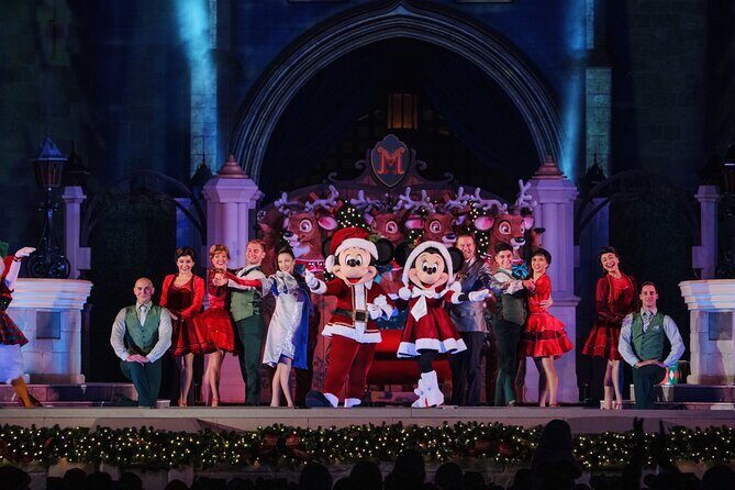 Mickey's Very Merry Christmas Party at the Magic Kingdom - An In-Depth Look at Mickey’s Very Merry Christmas Party