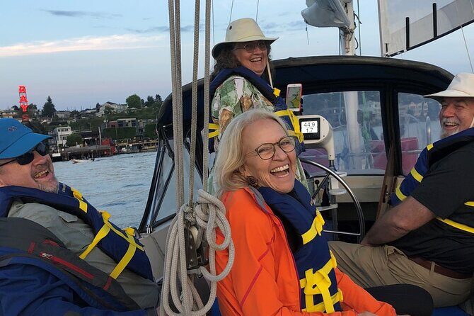 Mid-Day & Sunset Sailing on Seattle's Majestic Puget Sound - The Experience: What to Expect from This Seattle Sailing Tour