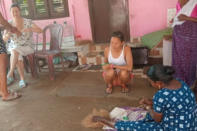 Midday Cruise with Village Life - Seeing Local Livelihoods Up Close