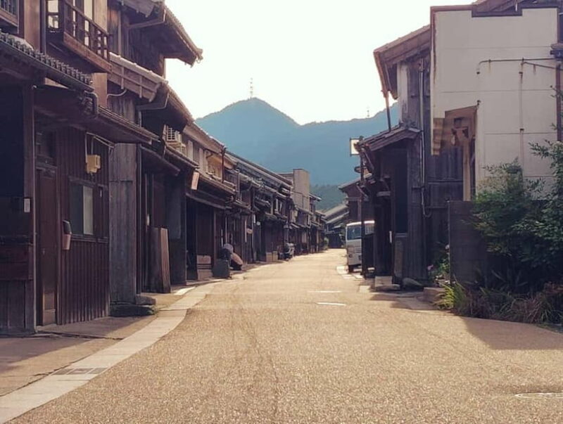 Mie: Step Back in Time on a Guided Walk Through Seki-juku - Exploring Seki-juku: A Walk Through History