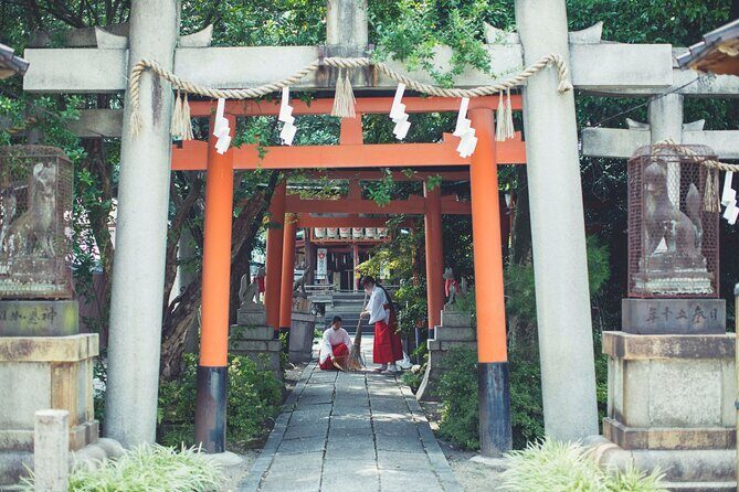 Miko Small Group Experience at Takenobu Inari Jinja Shrine - An In-Depth Look at the Experience