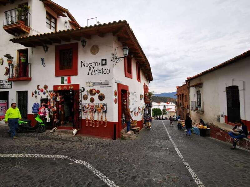 Mil Cascadas Taxco Tour: Amazing Waterfalls and Crazy Rappel - Exploring the Mil Cascadas Taxco Tour: A Combo of Waterfalls and Colonial Charm