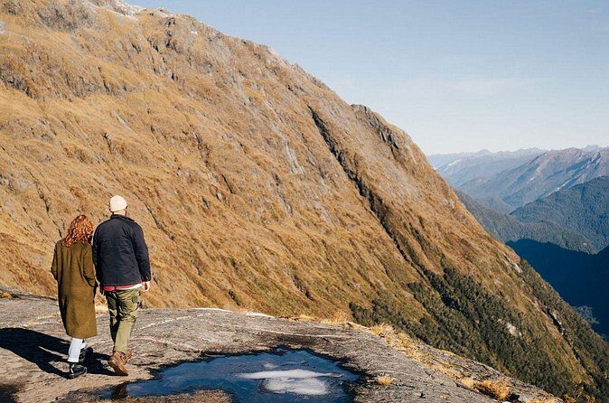 Milford Sound Discoverer 2 Hour Scenic Helicopter Experience - The Sum Up