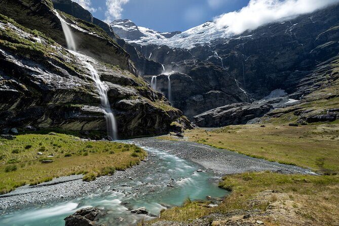 Milford Sound Earnslaw Burn Helicopter Tour from Queenstown - Key Points