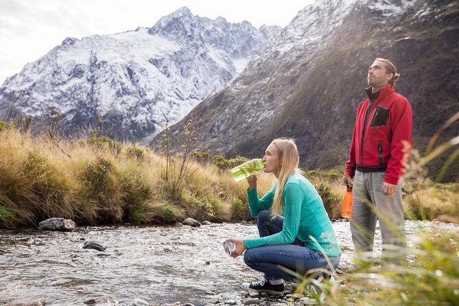 Milford Sound Premium Coach & Cruise from Queenstown with Lunch - FAQs