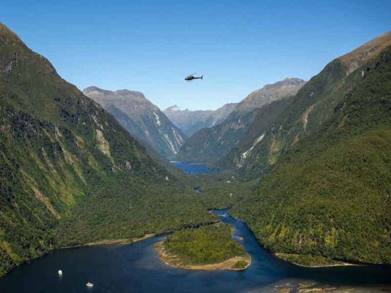 Milford Sound & West Coast Beach Helicopter Tour | 75 mins - FAQ