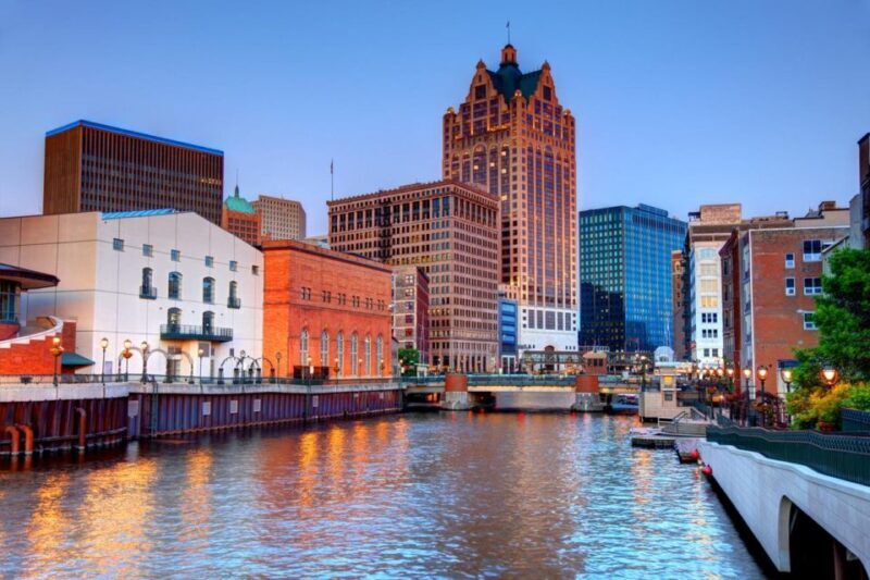 Milwaukee Marvels: A 2-Hour Private Tour - Introduction