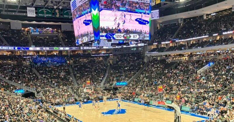 Milwaukee: Milwaukee Bucks Basketball Game Ticket - Who Should Consider This Experience?