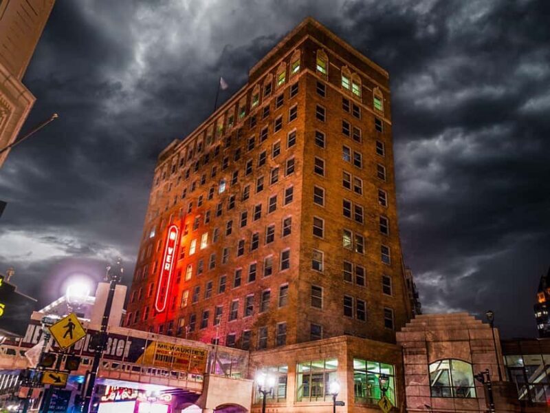 Milwaukee Morbid Mirrorlight Ghost Tours - FAQ