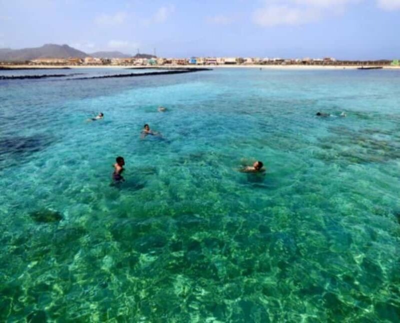 Mindelo: Sea Breeze Walk passing between the volcanoes - A Close Look at the Experience