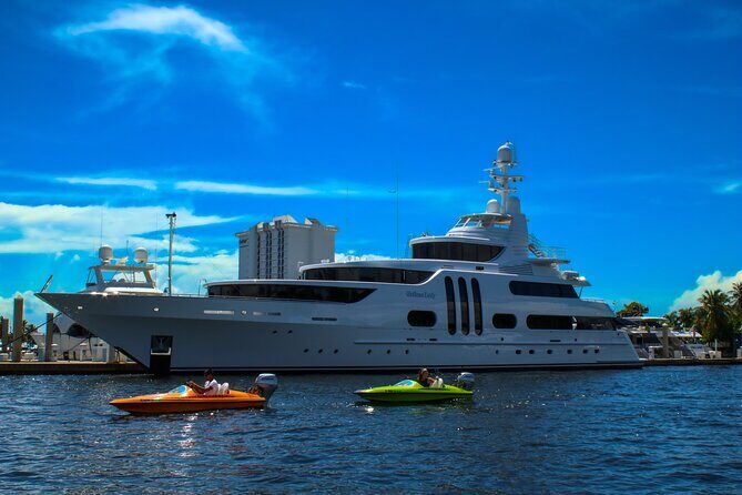 Mini Powerboat Rental - Real Traveler Insights
