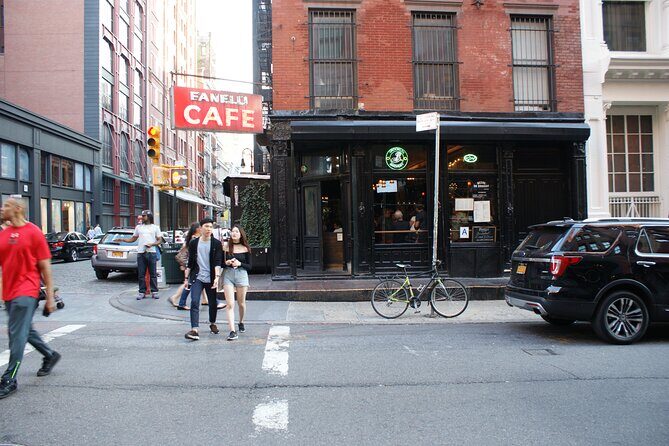 Mini Private Secondhand Shopping Tour in NYC - includes up to 6 - Who Will Love This Tour?