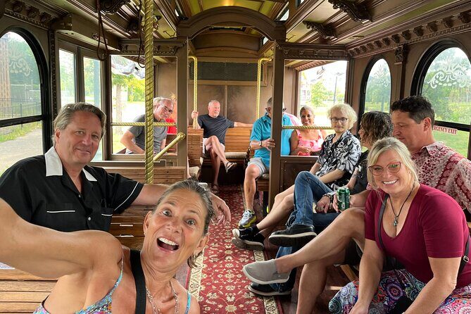 Minneapolis Narrated Scenic Sightseeing Trolley Tour - An Introduction to the Minneapolis Trolley Experience