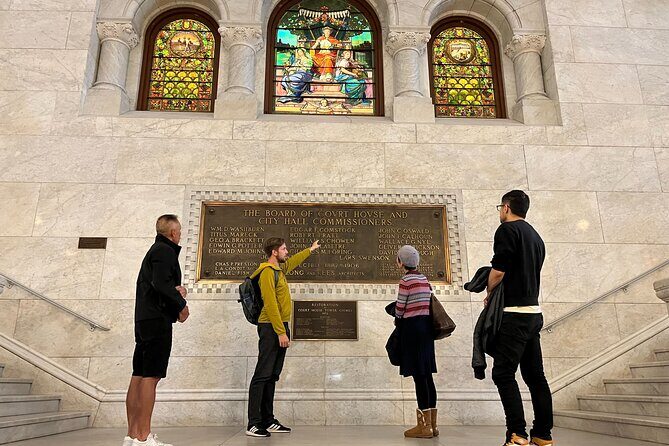 Minneapolis Past and Present Walking Tour - An Introduction to the Tour Experience