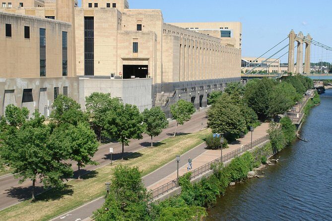 Minneapolis Riverwalk Food Tour - The Authentic Minneapolis Experience