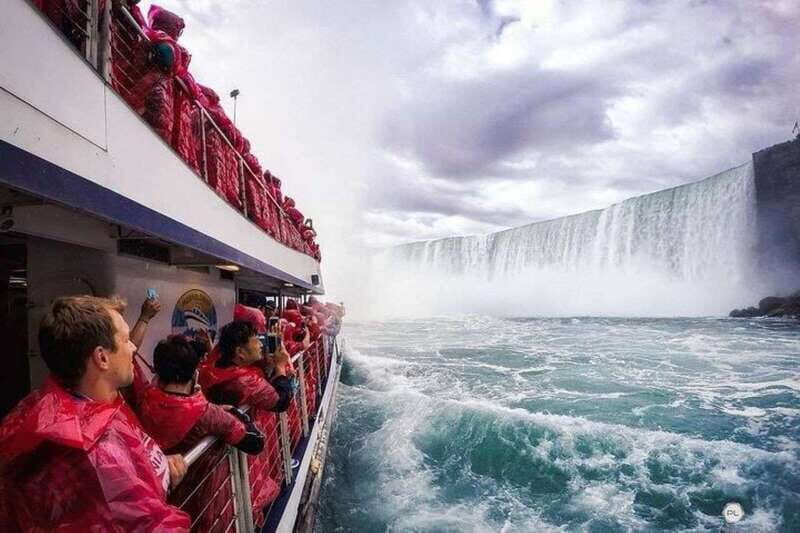 Mississauga: Niagara Falls Day Tours with Boat and Lunch - Authenticity and the Value Proposition
