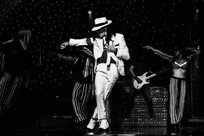 MJ Live at Harrahs Hotel and Casino in Las Vegas - Who Should Consider This Show?