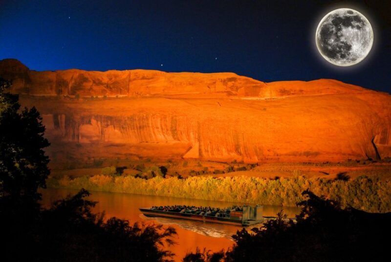 Moab: Colorado River Dinner Cruise with Music and Light Show - Experience Review: Moabs Colorado River Dinner Cruise with Music and Light Show