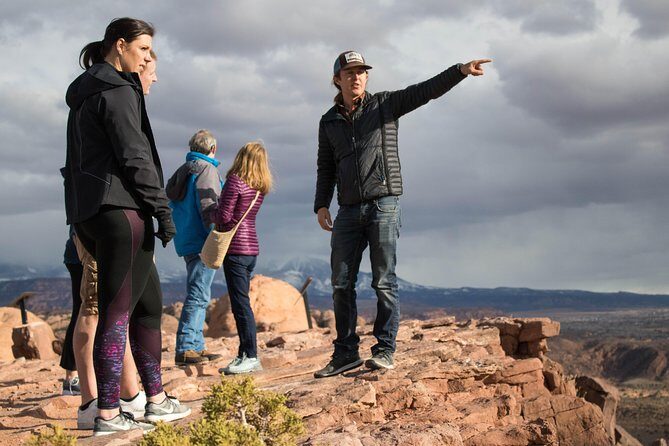 Moab Private 4x4 Tour On Hell's Revenge - What to Expect During Your Private Tour