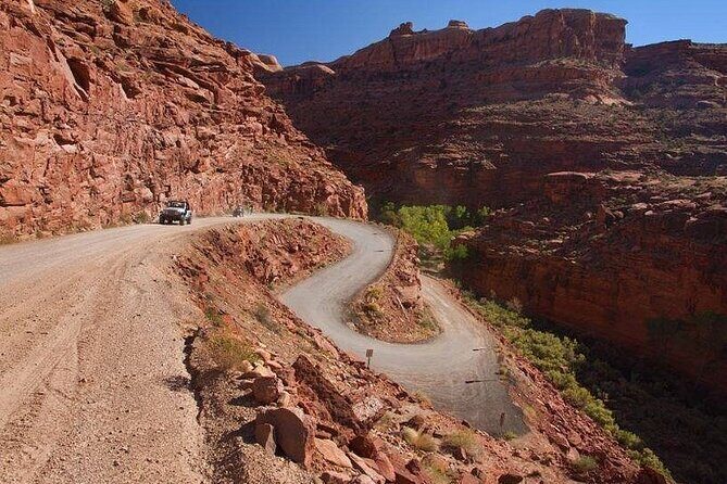 Moab Scenic Off-Road Adventure - The Guides: Keepers of Knowledge and Fun