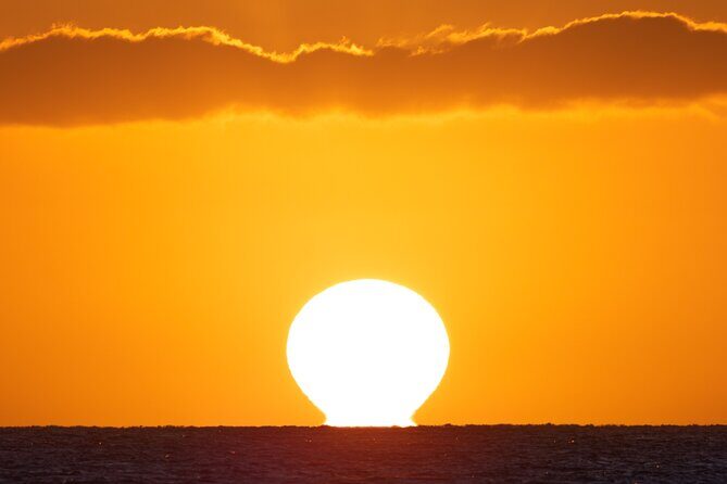 Moanas Luxury semi-private Sunset Cruise on Nalu - The Sum Up