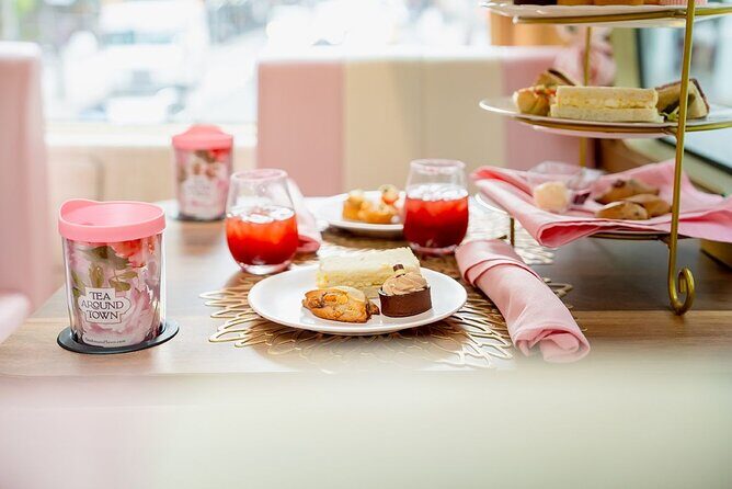 Mobile Tea Room Experience in New York - The Balance of Value and Criticism