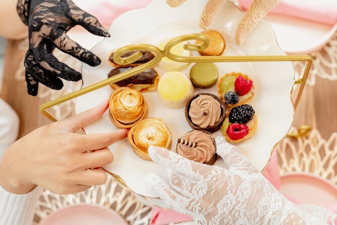 Mobile Tea Room Experience in New York - Final Thoughts: Who Should Consider This Tour?