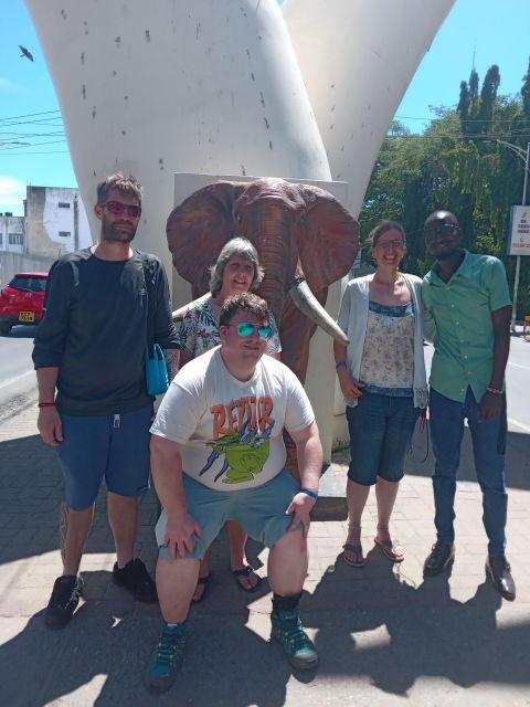 Mombasa City Tour,Fortjesus,Oldtown,Tusks and Spice Market. - Key Points