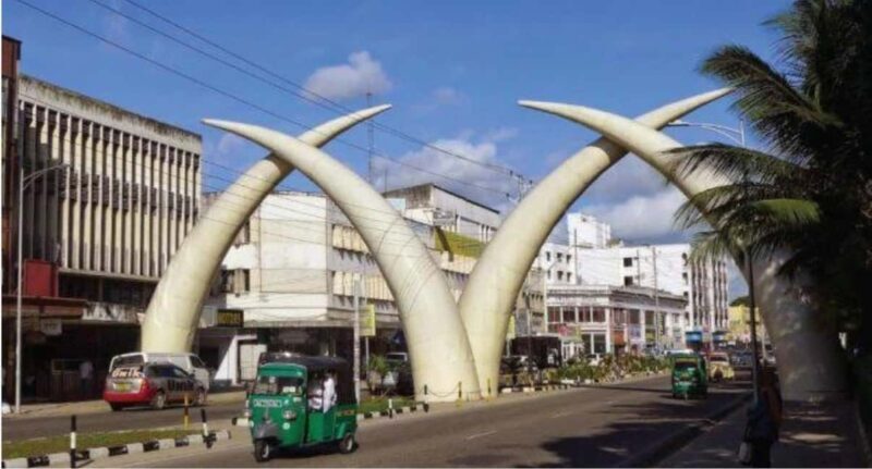 Mombasa: Tusks, Fort Jesus, Old Town, Beach and City Tour - Key Points