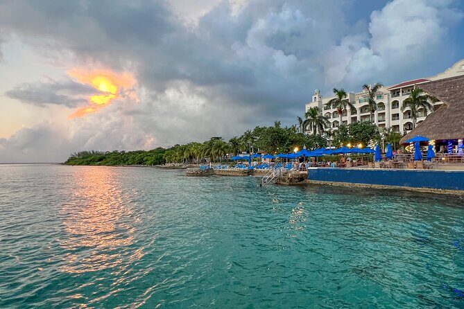 Money Bar Day Pass with Snorkel & Mexican Lunch - Key Points