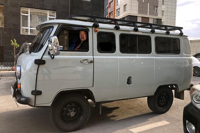Mongolia - Sedan, Lexus, UAZ Minivan, 4WD Tour& Transport Service - Who Should Consider This Service?