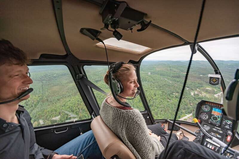 Mont Tremblant: Helicopter Tour with Optional Stopover - Authenticity and Experience
