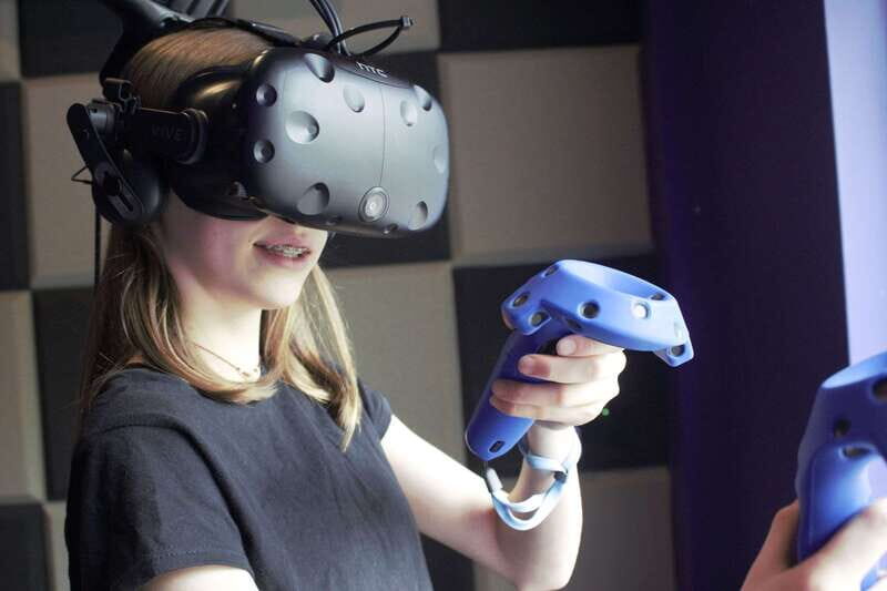 Mont Tremblant: Virtual Reality Gaming Session - What This VR Experience Offers
