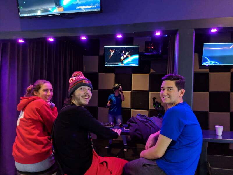 Mont-Tremblant: VR Arcade - Game Station - An Up-Close Look at the VR Arcade Experience