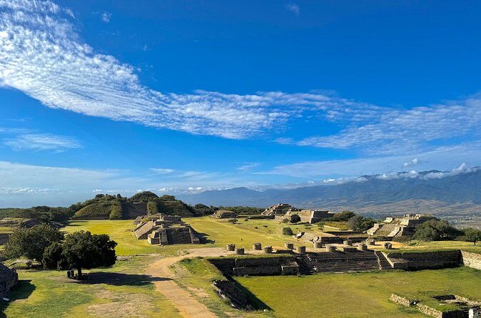 Monte Alban and craft villages private tour - The Sum Up