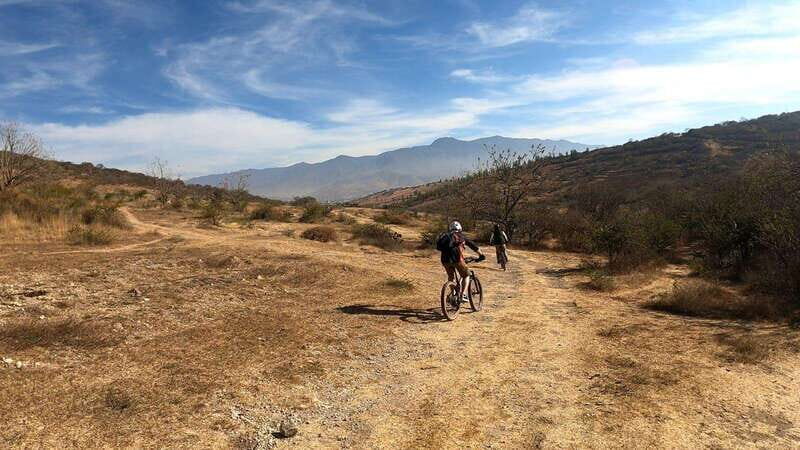 Monte Alban & Atzompa: MTB bike ride though local trails - Key Points