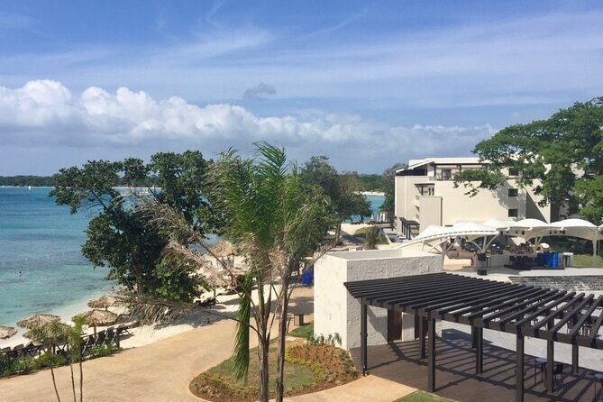 Montego Bay Airport Private Taxi to Royalton Negril - FAQ