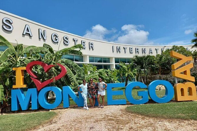 Montego Bay Airport Private Transfer to Hotels in Montego bay - Reviews Say It All