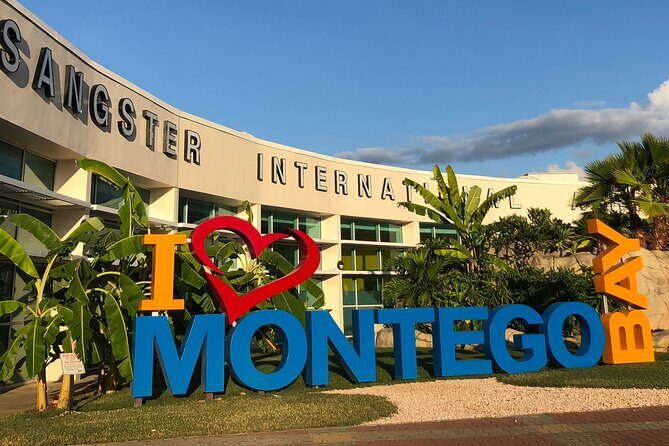 Montego Bay Airport Transfer to Hotels in Montego Bay or Falmouth - Key Points