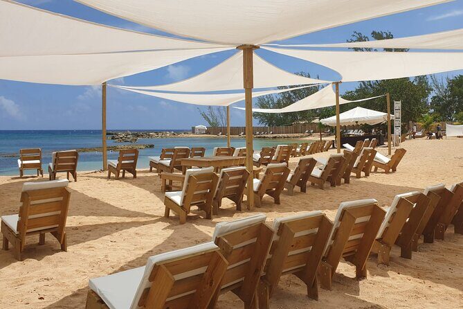 Montego Bay: Bamboo Beach Club with Lunch and Cocktails - Authenticity and Experience Quality