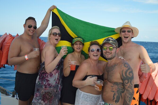 Montego Bay Catamaran: Snorkel Tour with Open Bar & Reggae DJ - What the Reviews Say