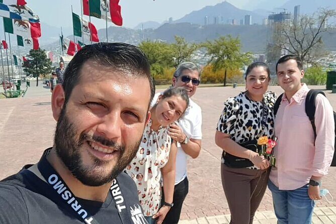 Monterrey Express Tour with a 2-Hour Local Guide - How the Tour Works and Practicalities