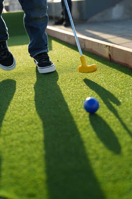 Montreal: Bungee Jump + Mini-golf (Combined Offer) - Who is this tour best for?