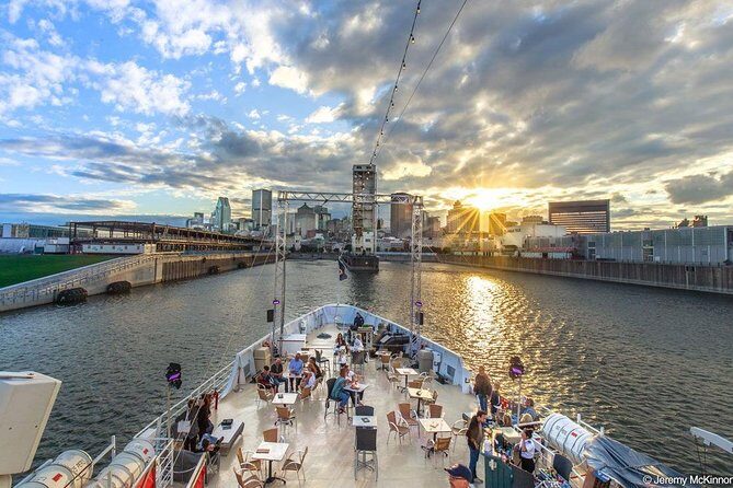 Montreal Gourmet Dinner Cruise with DJ & Dancing - What to Expect From the Montreal Dinner Cruise